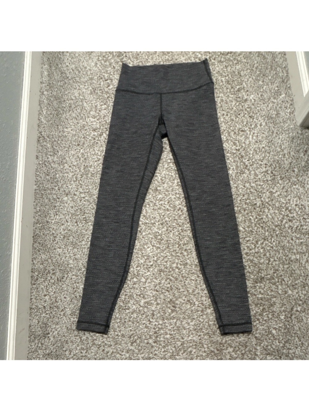 lululemon athletica Heathered Gray High-Rise Leggings yoga 6